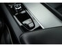 Volvo XC60 2.0 T6 Plug-in hybrid AWD Ultimate Black Edition | Rijklaar!! | Pano | Adapt. Cruise | Memory | Stoel- Stuurverw. | 360cam | Keyless