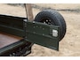 Land Rover Defender 2.5 TD5 110 180 PK Beachrunner Olijfgroen Dutch Defenders Gerestaureerd Leder LED Huif