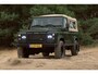 Land Rover Defender 2.5 TD5 110 180 PK Beachrunner Olijfgroen Dutch Defenders Gerestaureerd Leder LED Huif