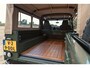 Land Rover Defender 2.5 TD5 110 180 PK Beachrunner Olijfgroen Dutch Defenders Gerestaureerd Leder LED Huif