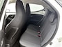 Toyota Aygo 1.0 VVT-i x-joy Automaat | NIEUW GELEVERD & ONDERHOUDEN | Climate Control | Apple Carplay / Android Auto | SL 19