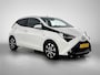 Toyota Aygo 1.0 VVT-i x-joy Automaat | NIEUW GELEVERD & ONDERHOUDEN | Climate Control | Apple Carplay / Android Auto | SL 19