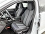 Peugeot 408 Allure Hybrid 145pk Automaat | DEMO | Connected Navigation Pack | 360 Vision & Drive Assist Pack | Comfort Pack | 19" lichtmetalen velgen |