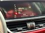 Alfa Romeo Stelvio 2.0 T AWD Super | Trekhaak | Navigatie |  Camera | Parkeersensoren