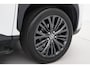 Toyota Yaris Cross 1.5 Hybrid Adventure | Panoramadak | Trekhaak | Treeplanken | Dodehoek detectie | JBL | Head-up display | Apple Carplay / Android Auto | Parkeersensoren voor/achter | Stoelverwarming | 18 inch