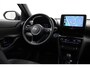 Toyota Yaris Cross 1.5 Hybrid Adventure | Panoramadak | Trekhaak | Treeplanken | Dodehoek detectie | JBL | Head-up display | Apple Carplay / Android Auto | Parkeersensoren voor/achter | Stoelverwarming | 18 inch