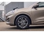 Ford Kuga 1.5 EcoBoost ST-Line X | B&O | Stoel- Stuurverwarming + Achterbank Verwarming | Apple Carplay/Android Auto | Parkeersensoren | Keyless | Navi | Achterbank verwarmd | Airco (automatisch) | Apple Carplay/Android Auto|telefoonintegratie premium