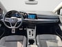 Volkswagen Golf 1.5 eTSI Style | 150Pk | Automaat | Trekhaak | A-Camera | ACC |
