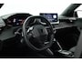 Peugeot 2008 1.2 PureTech 130 Allure | Dig. Cockpit | Trekhaak | Camera | Apple CarPlay & Android Auto | Cruise Control | Navi | 17'' R