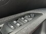Peugeot 3008 PureTech 130 Active Automaat | Trekhaak afneembaar | Carplay/Android Auto | Parkeersensoren voor + achter | Cruise Control | Climate Control | Navigatie | Bluetooth |