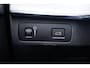 Volvo XC90 2.0 B5 AWD Inscription Intro Edition navigatie ACC camera nw.prijs 95168.- Apple-carplay ECC wegklapbare trekhaak PDC v+a LED-verlichting Drivers-assist electrische achterklep stoelverwarming 19"-lmv private-glas