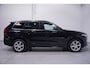 Volvo XC90 2.0 B5 AWD Inscription Intro Edition navigatie ACC camera nw.prijs 95168.- Apple-carplay ECC wegklapbare trekhaak PDC v+a LED-verlichting Drivers-assist electrische achterklep stoelverwarming 19"-lmv private-glas