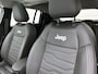 Jeep Avenger Avenger 54 kWh | Schuif/Kanteldak | Leder + Winterpack | Stoelmassage | Camera | PDC V+A | Navigatie | Zeer compleet!