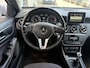 Mercedes-Benz A-klasse 180 Edition Navigatie | Navigatie | Parkeersensoren | Xenon | Privacy Glass | Sportstoelen