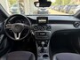 Mercedes-Benz A-klasse 180 Edition Navigatie | Navigatie | Parkeersensoren | Xenon | Privacy Glass | Sportstoelen