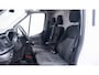 Ford Transit 2.0 TDCI 130 pk L3H3 Trend Navi, Camera, DAB+ Dodehoek Assist, Laadruimte Pakket, PDC V+A, Hoog Dak, 3-Zits
