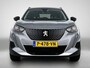 Peugeot e-2008 SUV EV Allure 50 kWh 136pk | Accu 93% | Navigatie | Climate Control | Cruise Control | Parkeersensoren | Keyless | Bluetooth | Apple CarPlay / Android Auto | DAB+ radio | Elektrisch inklapbare spiegels | Afneembare RMC trekhaak | Donker getint glas | 17" lichtmetalen velgen |