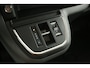 Opel Vivaro-e Peugeot e-Expert 75 kWh L3H1 | Snelladen | SOH 92% | Airco | Camera | Cruise | 3 Zits | Carplay | Imperiaal | Trekhaak