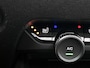 Citroën E-C4 136pk Shine 50 kWh Automaat | Accu 94% | Trekhaak | Schuif-/Kanteldak | Navigatie | Climate Control | Adaptieve Cruise Control | 18"LMV | Full-LED | Dodehoekdetectie | Apple Carplay/Android Auto |