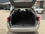 Peugeot 308 SW 110 Pk Benzine *** Unieke Kilometerstand *** * Navigatie * Climate & Cruise Control * Achteruitrij Camera * Parkeersensoren * L.M. Velgen * Vingerhoets; Vierde Generatie Eersteklas Service. Al meer dan 100 jaar een begrip in de Brabantse Kempen