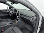 Volvo EX40 Extended Range Plus Black Edition | 20 inch LM | Harman/Kardon | PDC V+A en Camera | Elektrische stoelbediening met geheugen | Stoel + Stuur verwarming | Warmtepomp |
