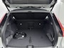 Volvo EX40 Extended Range Plus Black Edition | 20 inch LM | Harman/Kardon | PDC V+A en Camera | Elektrische stoelbediening met geheugen | Stoel + Stuur verwarming | Warmtepomp |
