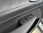 Volvo EX40 Extended Range Plus Black Edition | 20 inch LM | Harman/Kardon | PDC V+A en Camera | Elektrische stoelbediening met geheugen | Stoel + Stuur verwarming | Warmtepomp |