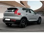Volvo EX40 Extended Range Plus Black Edition | 20 inch LM | Harman/Kardon | PDC V+A en Camera | Elektrische stoelbediening met geheugen | Stoel + Stuur verwarming | Warmtepomp |