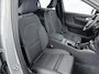 Volvo EX40 Extended Range Plus Black Edition | 20 inch LM | Harman/Kardon | PDC V+A en Camera | Elektrische stoelbediening met geheugen | Stoel + Stuur verwarming | Warmtepomp |