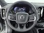 Volvo EX40 Extended Range Plus Black Edition | 20 inch LM | Harman/Kardon | PDC V+A en Camera | Elektrische stoelbediening met geheugen | Stoel + Stuur verwarming | Warmtepomp |