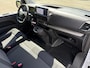 Opel Vivaro-e Electric L2 75 kWh 136pk | ACTIE | 8 jaar garantie | Houten afwerking laadruimte | Multimedia | Apple Carplay | Android Auto | Achteruitrijcamera | Parkeersensoren voor en achter | Dode hoek detectie | Digitale cockpit | Stuurwielbediening | Mistlampen | Licht- en regensensor | Automatic light | Tussenwand comfort met raam | Bestuurdersstoel comfort | Bank voorpassagiers | Reservewiel | van €47.420 voor €29.995 ex. BTW rijklaar