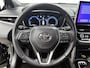Toyota Corolla Cross Hybrid 140 Style | Dealer onderhouden | Dodehoek detectie | Parkeersensoren voor+achter | Elektrische achterklep | Draadloze telefoonlader | Navigatie | Apple CarPlay/Android Auto | Cruise Control Adaptive |