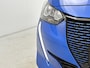 Peugeot e-208 EV Allure Pack 50 kWh 136pk | Accu 96% | Navigatie via Apple Carplay / Android Auto | Achteruitrijcamera | 3D Cockpit | Climate Control | Cruise Control | Parkeersensoren | Stof/kunstleder | Keyless start | DAB+ radio | Led koplampen | Donker getint glas | All seasonbanden | 16" lichtmetalen velgen |