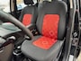 Hyundai i10 1.1 Dynamic XL / 5 deurs / airco / sportvelgen / nieuwe distributie / apple / android / NAP met 166159 km./APK 03/2027