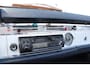 Mercedes-Benz SL 230