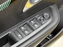 Peugeot e-208 EV Allure Pack 50 kWh 136pk | Accu 93% | Navigatie | Achteruitrijcamera | 3D Cockpit | Climate Control | Adaptieve Cruise Control | Parkeersensoren | Stoelverwarming | Stof/kunstleder | Keyless | Apple Carplay / Android Auto | DAB+ radio | Led koplampen | Donker getint glas | 16" lichtmetalen velgen |