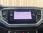 Volkswagen T-Roc 1.5 TSI Style Adaptieve cruise control | Climate control | Achteruitrijcamera | Apple CarPlay/Android Auto | Digitaal instrumentenpaneel | Navigatiesysteem | Parkeersensoren voor en achter