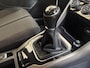 Volkswagen T-Roc 1.5 TSI Style Adaptieve cruise control | Climate control | Achteruitrijcamera | Apple CarPlay/Android Auto | Digitaal instrumentenpaneel | Navigatiesysteem | Parkeersensoren voor en achter