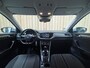 Volkswagen T-Roc 1.5 TSI Style Adaptieve cruise control | Climate control | Achteruitrijcamera | Apple CarPlay/Android Auto | Digitaal instrumentenpaneel | Navigatiesysteem | Parkeersensoren voor en achter