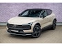 Volvo EX30 Cross Country P5 Long Range Plus Europa 69 kWh | Harman Kardon Audio | Adaptieve Cruise Control | BLIS | Getint Glas | Stoel-/Stuurverwarming | Keyless |