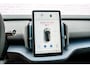 Volvo EX30 Cross Country P5 Long Range Plus Europa 69 kWh | Harman Kardon Audio | Adaptieve Cruise Control | BLIS | Getint Glas | Stoel-/Stuurverwarming | Keyless |