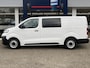 Opel Vivaro 1.5 CDTI L3H1 DC Selection / 6-Persoons / Cruise-Control / Trekhaak / Zijschuifdeur-Rechts / Houten-Vloer / Zijwandbekleding / Apple-Carplay & Android-Auto / Navi / Radio-Bluetooth / Airco / 16'' All-Seasons / ENZ.