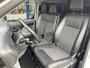 Opel Vivaro 1.5 CDTI L3H1 DC Selection / 6-Persoons / Cruise-Control / Trekhaak / Zijschuifdeur-Rechts / Houten-Vloer / Zijwandbekleding / Apple-Carplay & Android-Auto / Navi / Radio-Bluetooth / Airco / 16'' All-Seasons / ENZ.