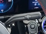 Mercedes-Benz EQA 250 AMG 71kWh // Trekhaak // Panoramadak // 360 Camera // Memory Stoelen // Sfeerverlichting // 19" AMG Velgen // Carplay