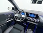 Mercedes-Benz EQA 250 AMG 71kWh // Trekhaak // Panoramadak // 360 Camera // Memory Stoelen // Sfeerverlichting // 19" AMG Velgen // Carplay