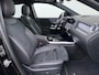 Mercedes-Benz EQA 250 AMG 71kWh // Trekhaak // Panoramadak // 360 Camera // Memory Stoelen // Sfeerverlichting // 19" AMG Velgen // Carplay