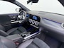 Mercedes-Benz EQA 250 AMG 71kWh // Trekhaak // Panoramadak // 360 Camera // Memory Stoelen // Sfeerverlichting // 19" AMG Velgen // Carplay