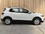 Volkswagen T-Cross 1.0 TSI Life Apple CarPlay/Android Auto | Adaptieve cruise control | Airconditioning | DAB ontvanger | Dode hoek detectie | Lichtmetalen velgen | Parkeersensoren voor en achter
