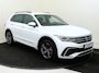 Volkswagen Tiguan 1.4 TSI eHybrid R-Line Business | SoH 100% | Achteruitrijcamera | Keyless | LED Matrix verlichting | Adaptieve cruise control | 3-zone airco | Lane assist | Parkeerhulp |