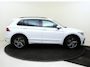 Volkswagen Tiguan 1.4 TSI eHybrid R-Line Business | SoH 100% | Achteruitrijcamera | Keyless | LED Matrix verlichting | Adaptieve cruise control | 3-zone airco | Lane assist | Parkeerhulp |